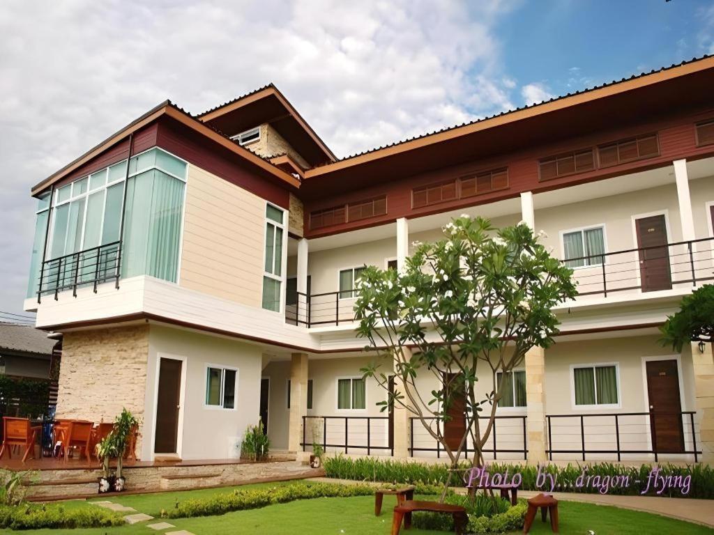 The Park Nangrong Resort מראה חיצוני תמונה